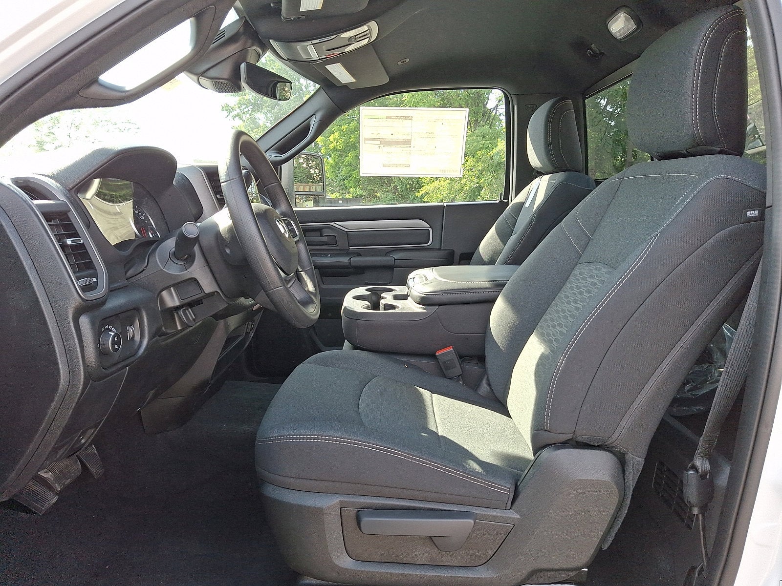 2026 RAM 2500 RAM 2500 TRADESMAN REGULAR CAB 4X4 8' BOX