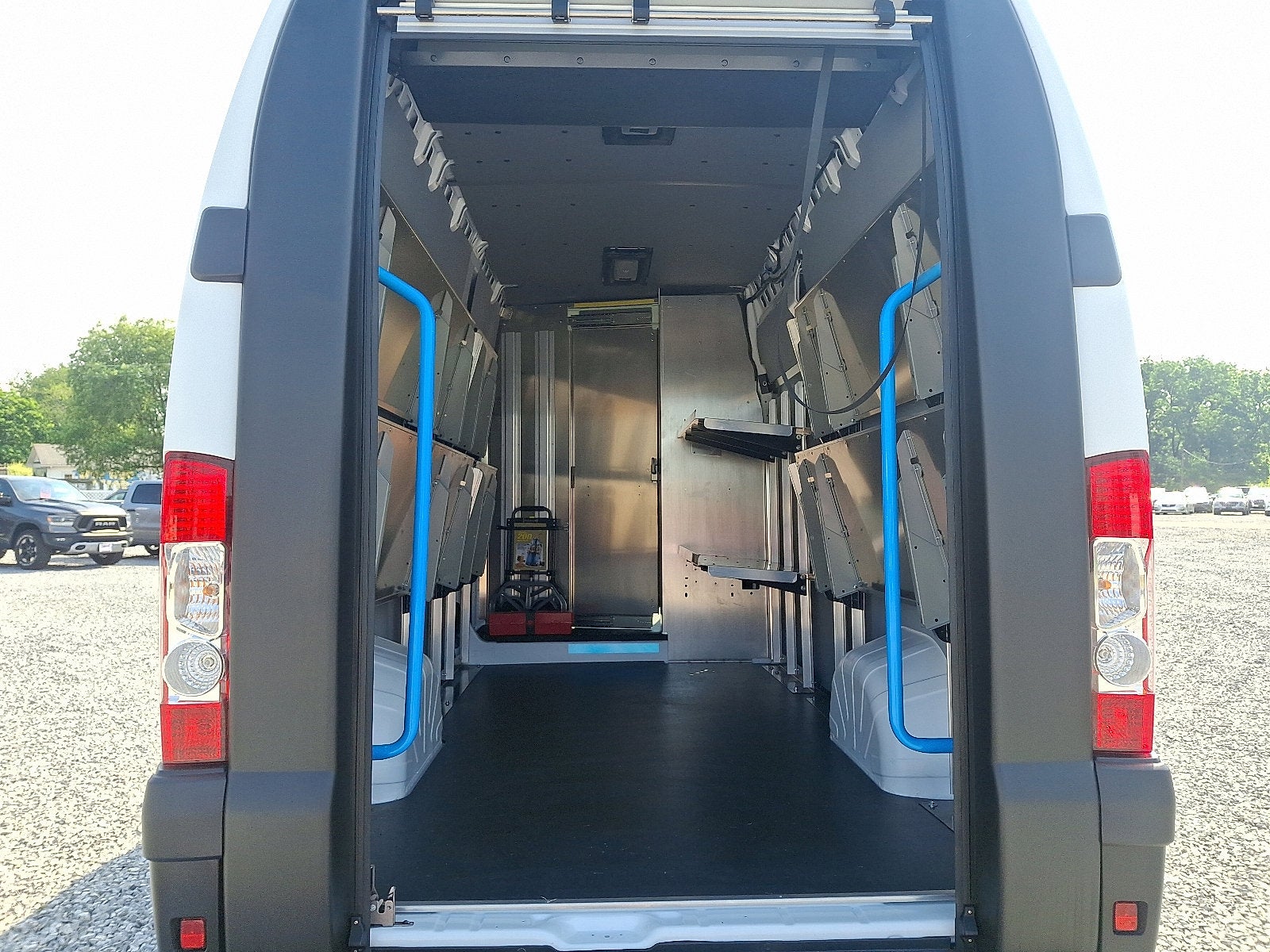 2024 RAM ProMaster Delivery Van BEV Tradesman
