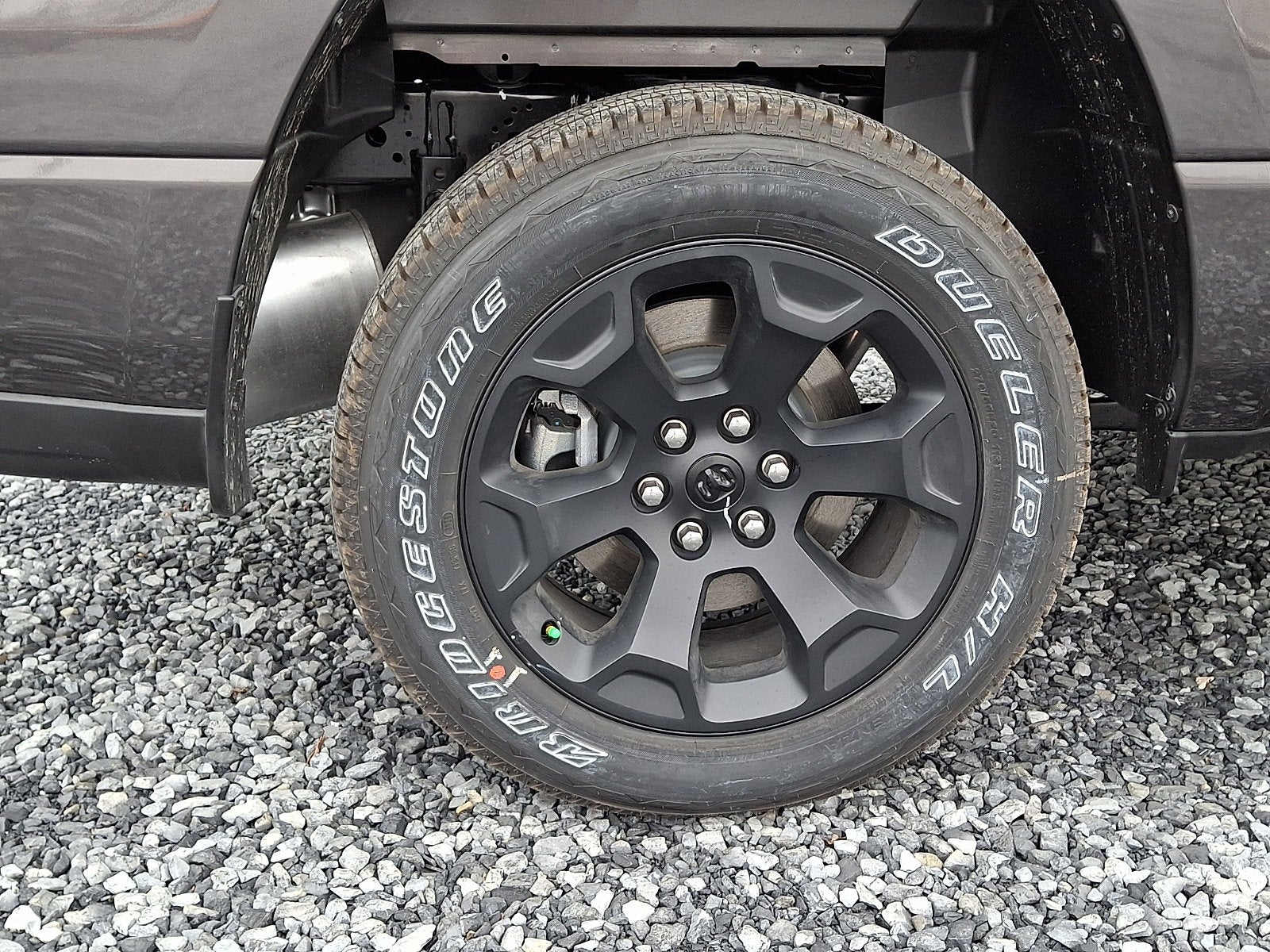 2025 RAM 1500 Tradesman Crew Cab 4x4 5'7' Box