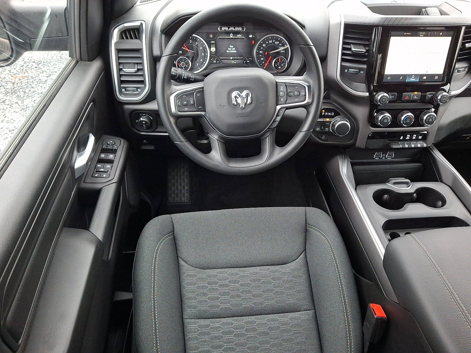 2025 RAM 1500 Tradesman Crew Cab 4x4 5'7' Box