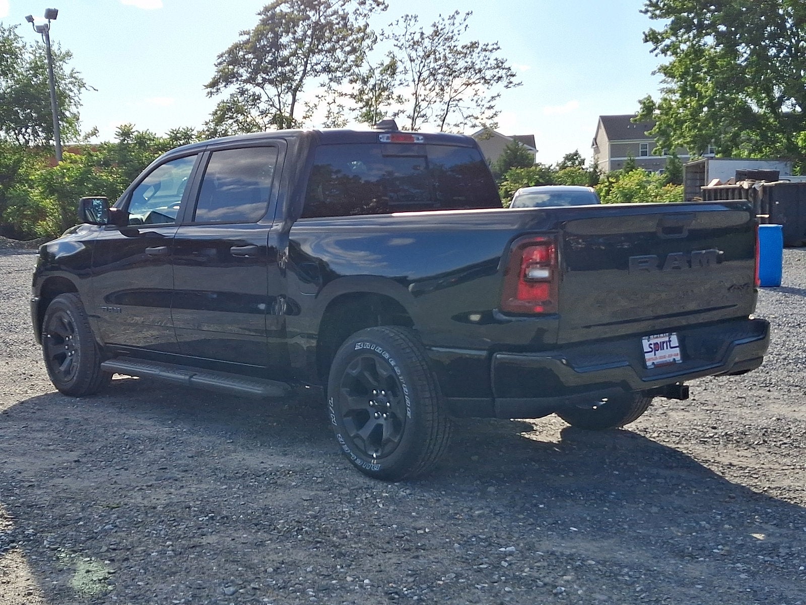 2026 RAM 1500 RAM 1500 EXPRESS CREW CAB 4X4 5'7' BOX