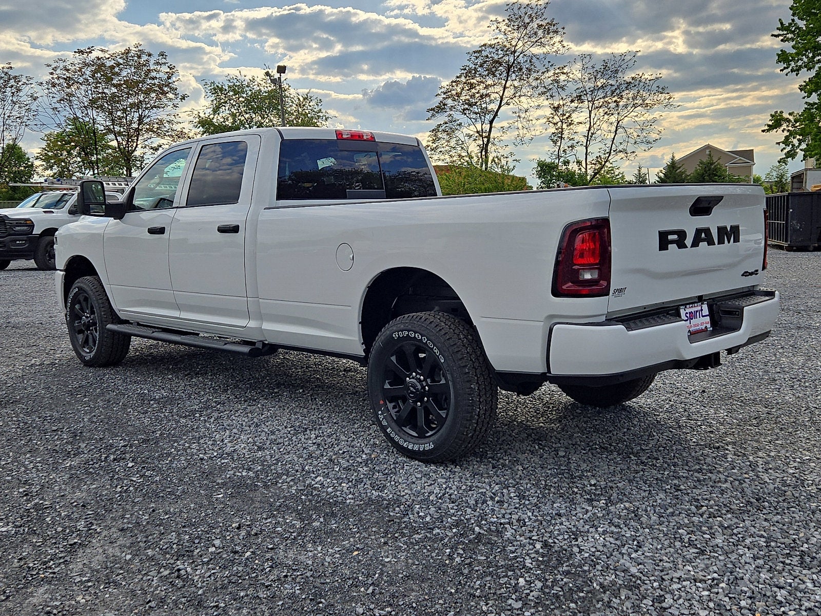 2026 RAM 2500 RAM 2500 BLACK EXPRESS CREW CAB 4X4 8' BOX