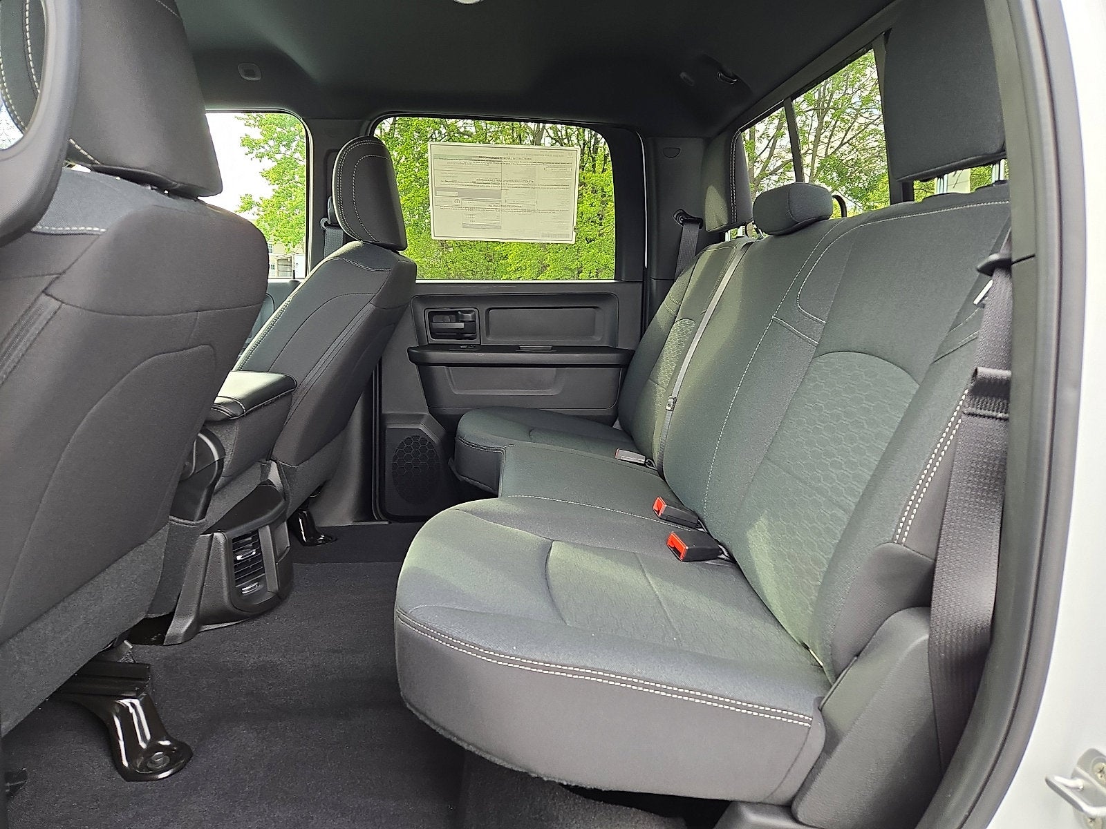 2026 RAM 2500 RAM 2500 BLACK EXPRESS CREW CAB 4X4 8' BOX