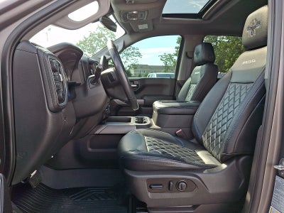 2020 Chevrolet Silverado 1500 4WD Crew Cab Short Bed RST
