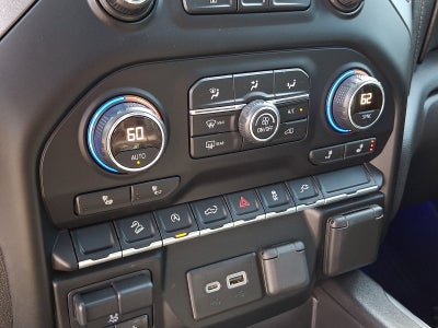 2020 Chevrolet Silverado 1500 4WD Crew Cab Short Bed RST