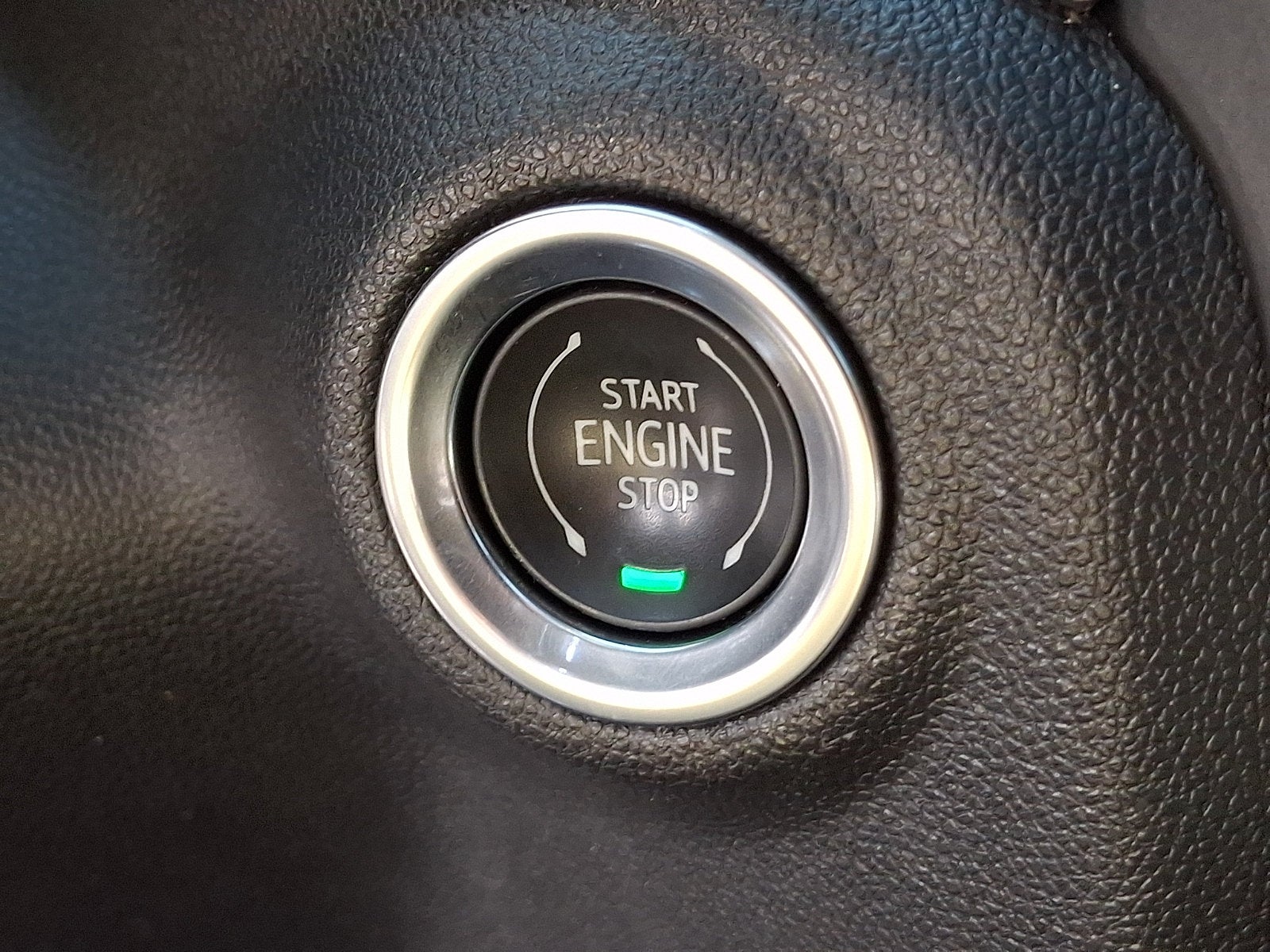 2020 Chevrolet Silverado 1500 4WD Crew Cab Short Bed RST