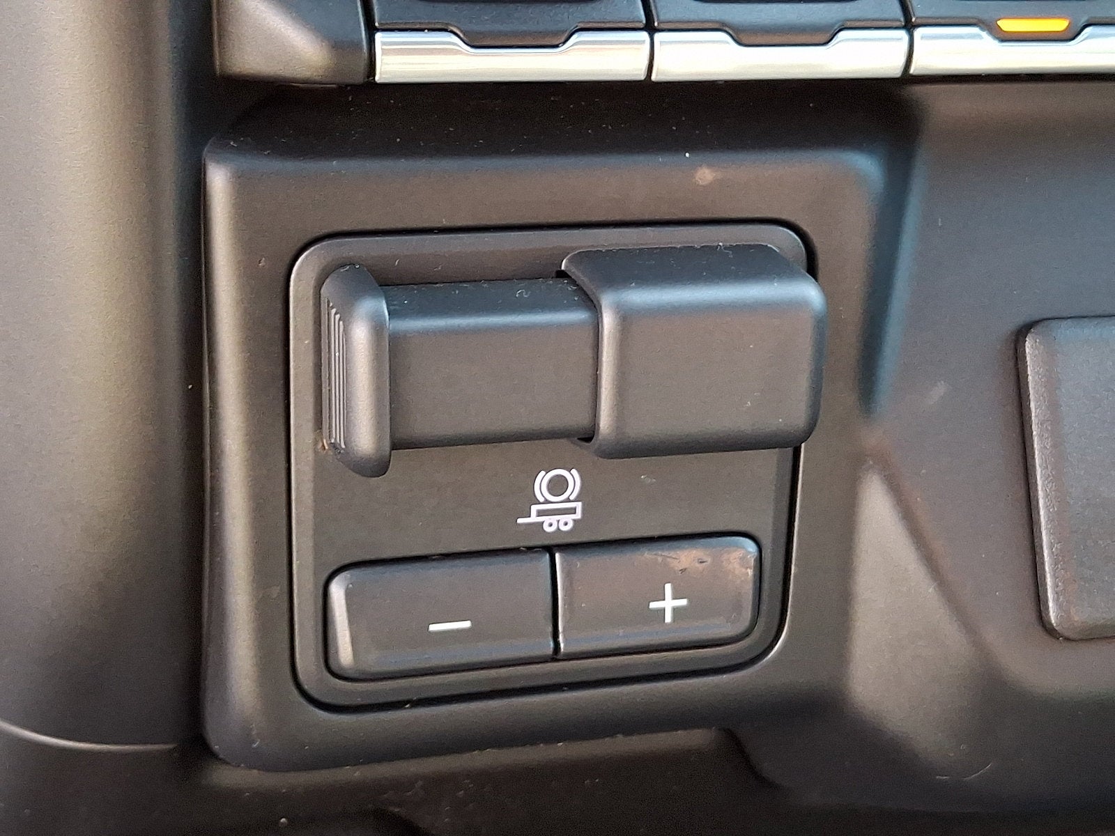 2020 Chevrolet Silverado 1500 4WD Crew Cab Short Bed RST
