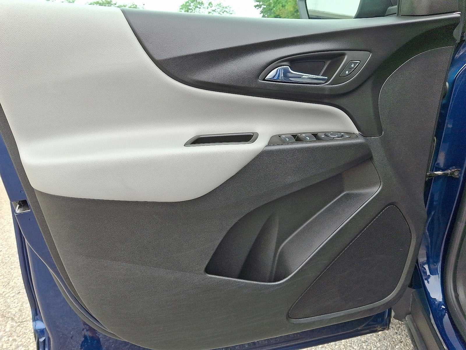 2022 Chevrolet Equinox AWD LS