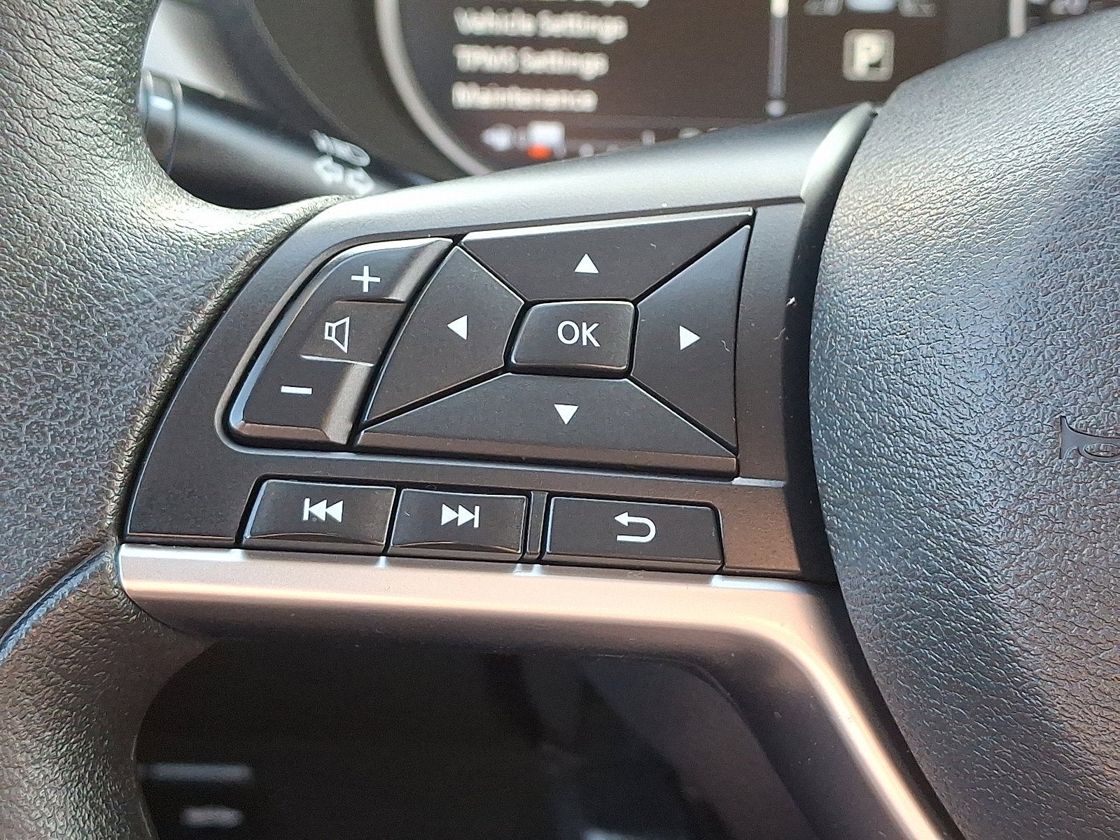 2021 Nissan Versa SV Xtronic CVT