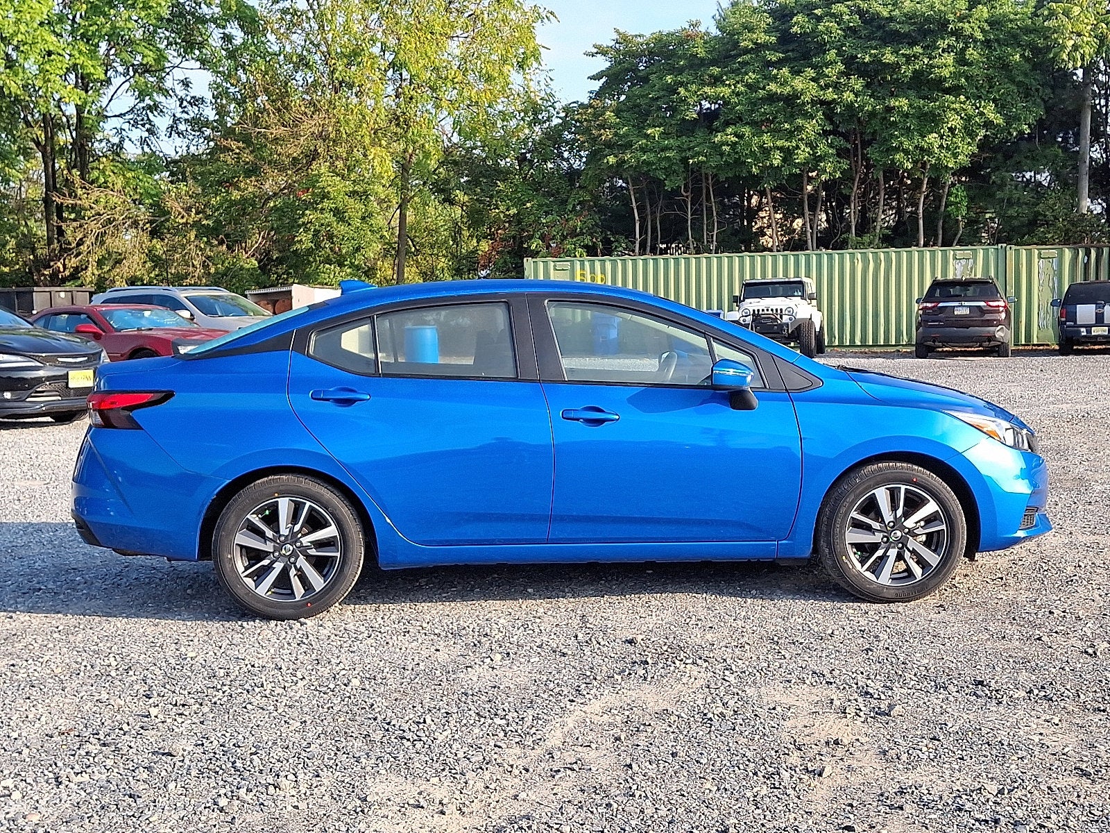 2021 Nissan Versa SV Xtronic CVT