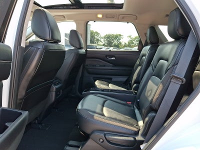 2024 Nissan Pathfinder SL 4WD