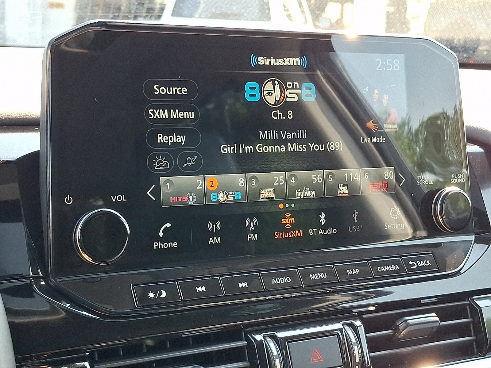 2024 Nissan Pathfinder SL 4WD