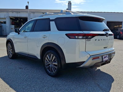 2024 Nissan Pathfinder SL 4WD