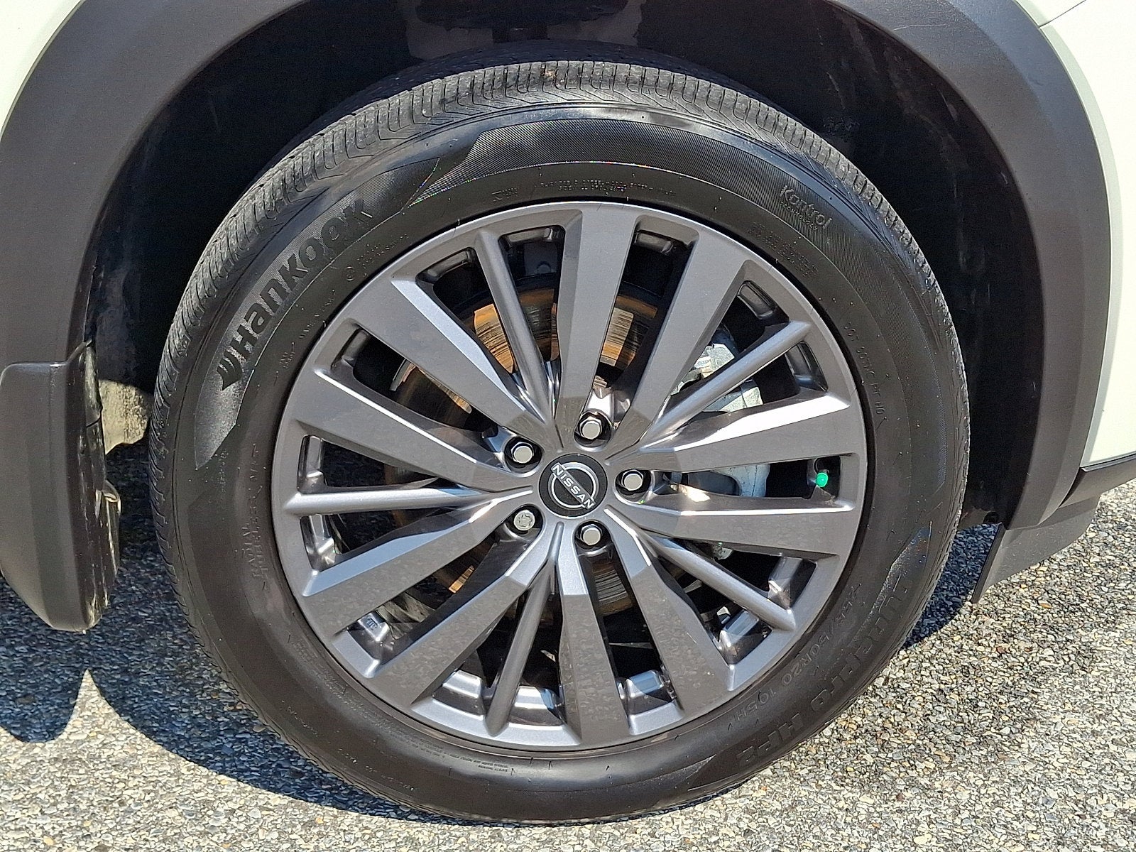 2024 Nissan Pathfinder SL 4WD
