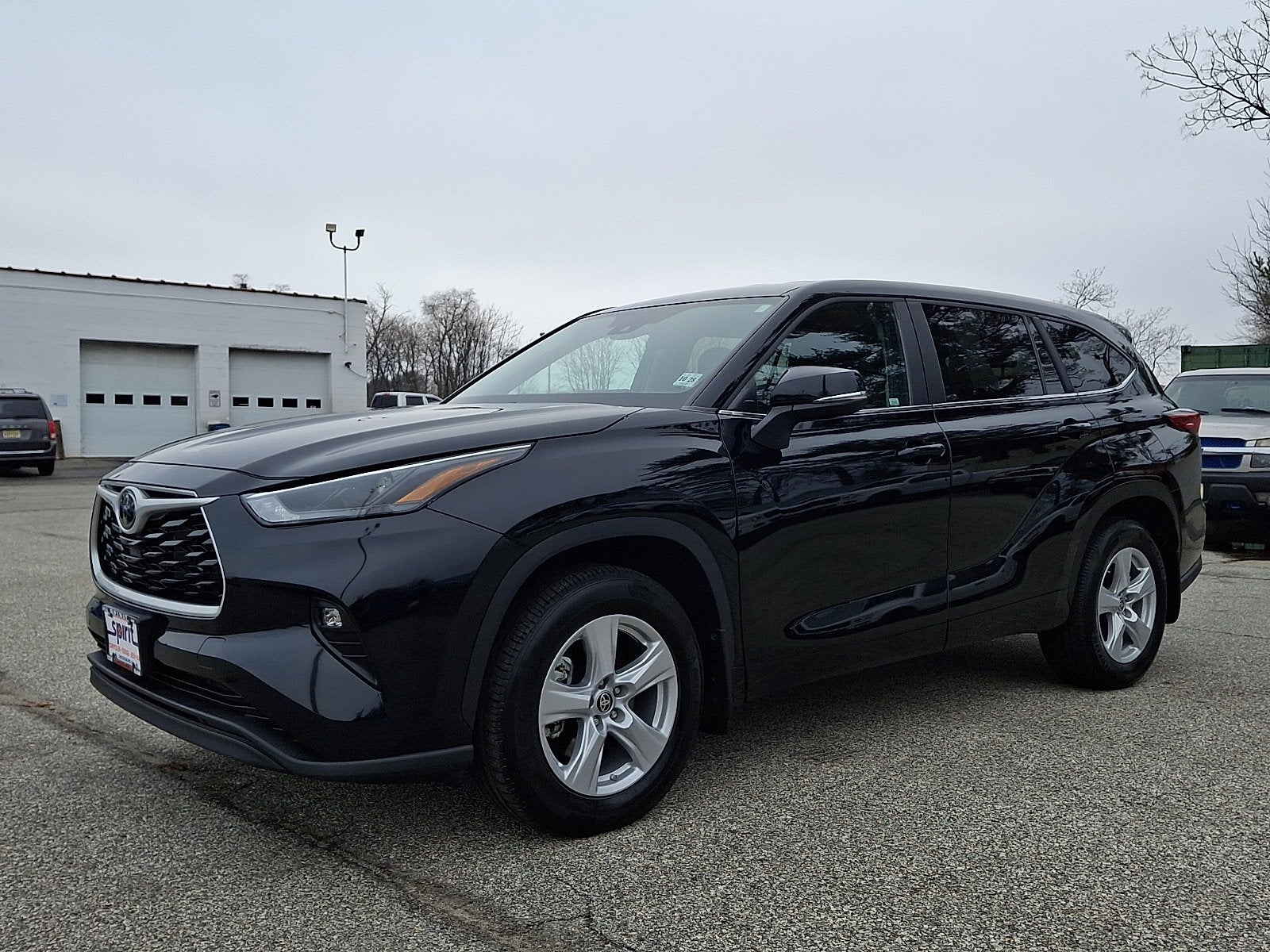 2023 Toyota Highlander LE