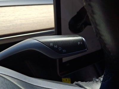 2021 Tesla Model 3 Standard Range Plus Rear-Wheel Drive
