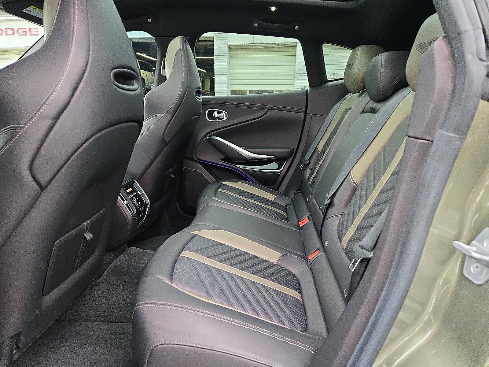 2024 Aston Martin DBX 707