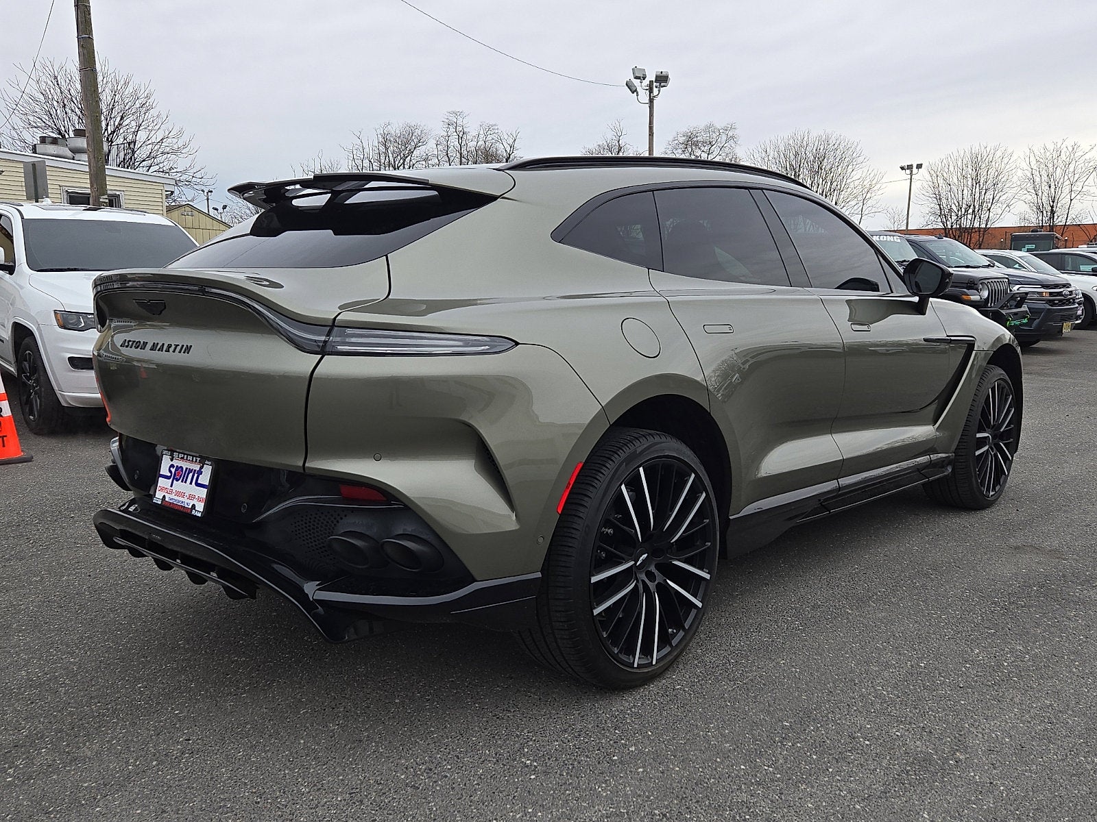 2024 Aston Martin DBX 707