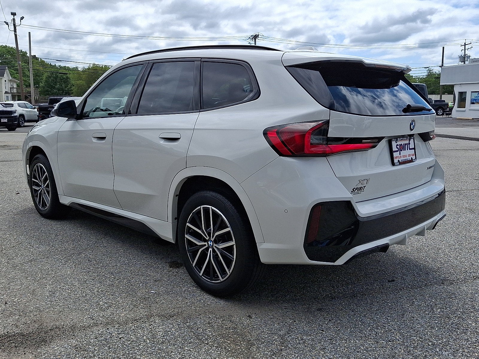 2025 BMW X1 xDrive28i
